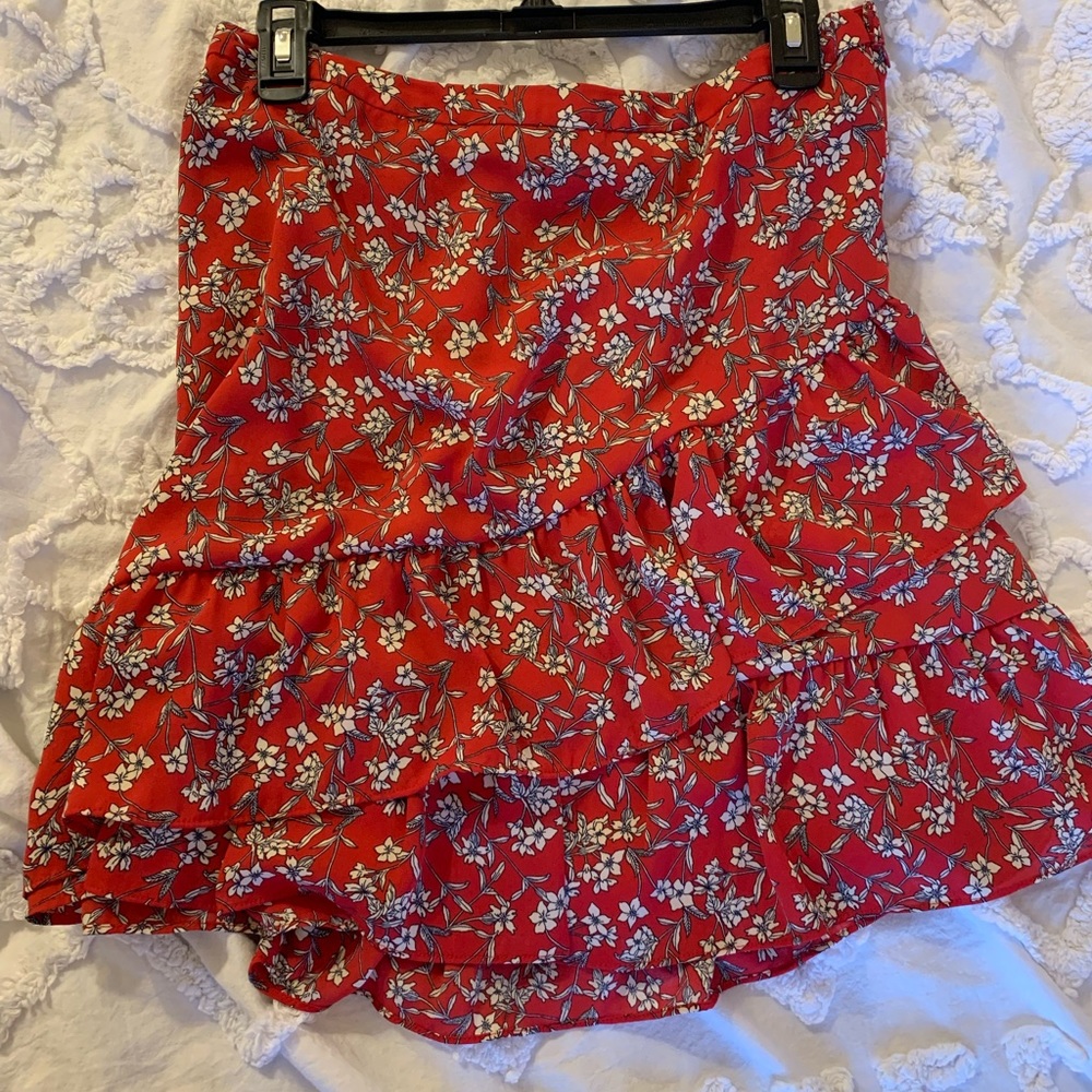 Gap skirt